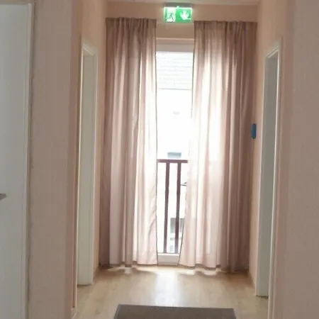 ゲストハウス Highway 2*