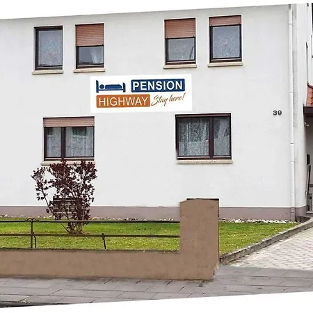 Гостевой дом Highway - Borriesstrasse 39 2*