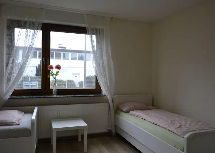 Gæstehus Highway 2*